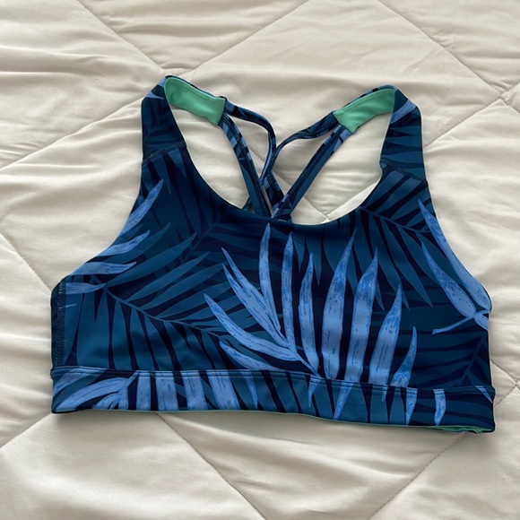 Old Navy Other - Old navy sport bra